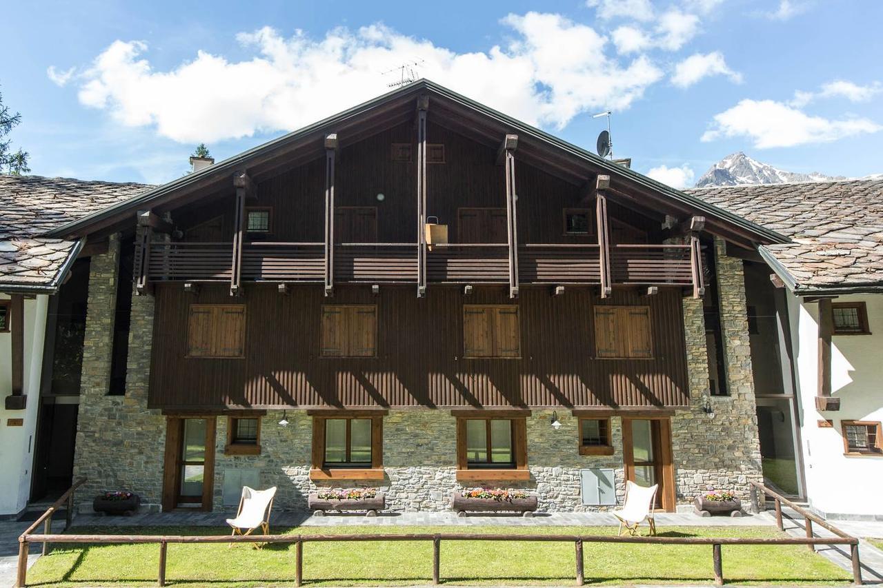 Joivy Superb Apartments For 6 With Mountain View And Garden In Курмайор Екстер'єр фото