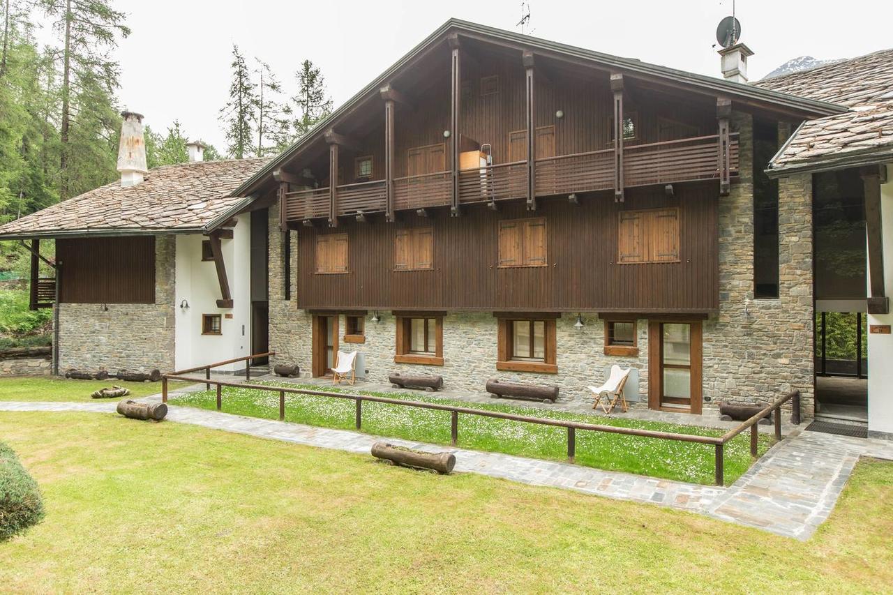 Joivy Superb Apartments For 6 With Mountain View And Garden In Курмайор Екстер'єр фото